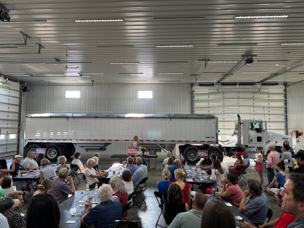 LongViewFarms's tweet image. On Friday, LongView Farms had the privilege of hosting Iowa State Senate candidate Kara Warme and @IAGovernor Kim Reynolds. We thank them for taking time to discuss important issues with the community. 

#WarmeForIowa #IowaPolitics #Agriculture #LongViewFarms