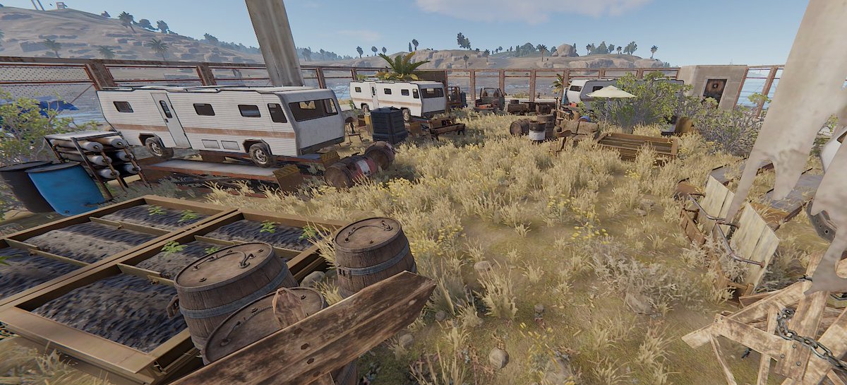 I see the locals are looking after the place🧐