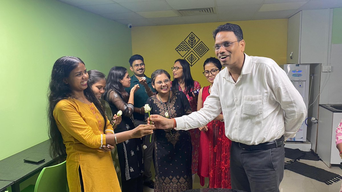 Jai Jagannath, Jai Sairam
Celebrating World HR Day with our incredible team! Grateful for the dedication, passion, and commitment of our HR professionals who make our workplace thrive. 

#worldHRday #teamwork #TeamCelebration #oasystechsolutions #Bhubaneswar #fortunetower