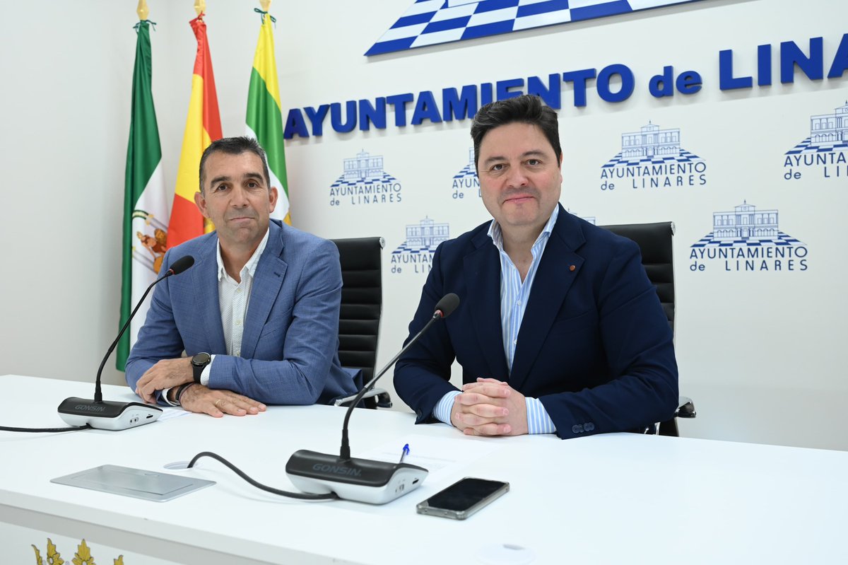 ⚪️ ACEITE DE OLIVA
Roldán informa de una actividad de promoción del aceite de oliva entre escolares de #Linares.

➡️ Alumnado de una docena de centros educativos participará en unas catas que realizará la Cooperativa San Agustín.

ℹ️ + INFO:
ciudaddelinares.es/noticias/rolda…