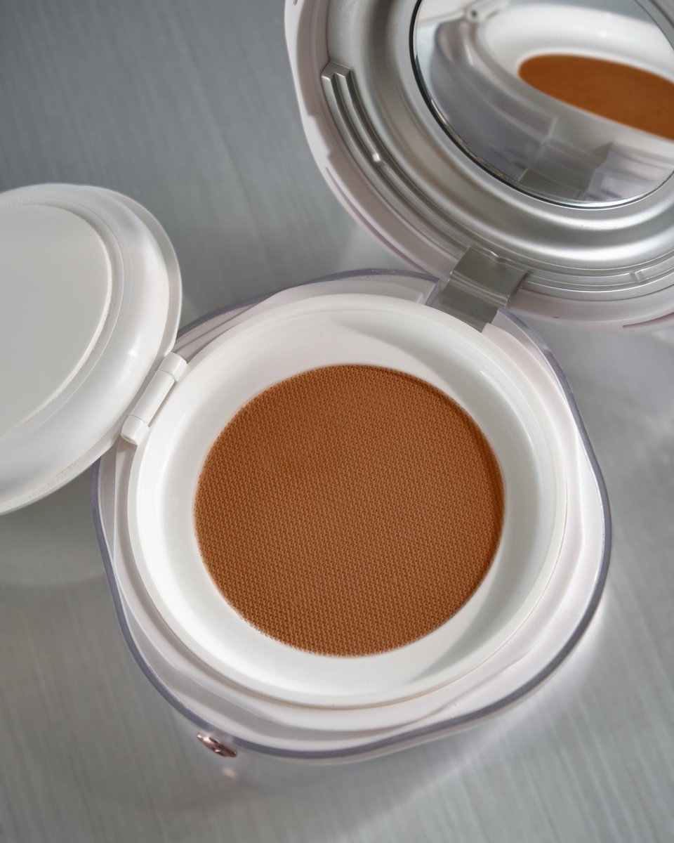 florasisbeauty's tweet image. Discover the secret to a flawless complexion with the Flawless Jade Breathable Setting Powder.

More details on florasis.com-Link in bio
#Florasis #FlorasisBeauty #SettingPowder #Naturalbeauty