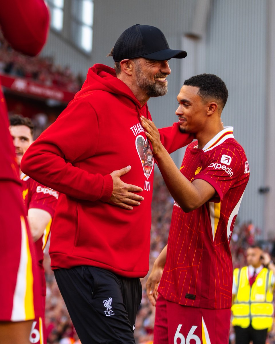 Liverpool FC tweet media