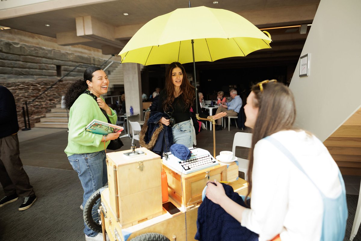 Lyra Bristol Poetry tweet media