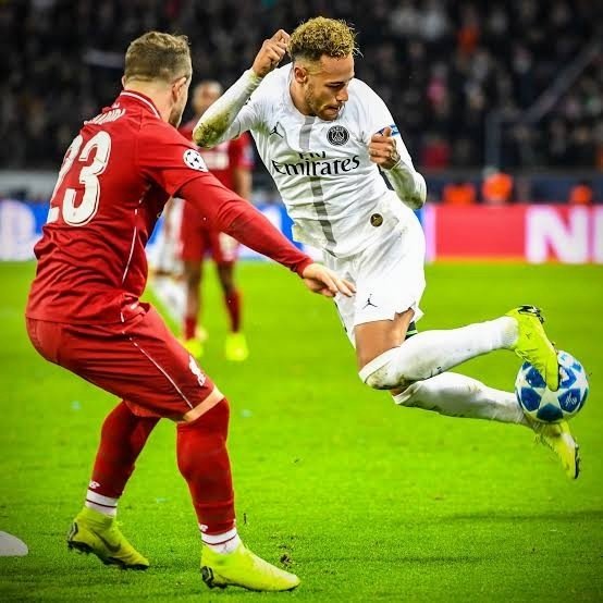 Greatest signature moves in football 

A THREAD 🔥