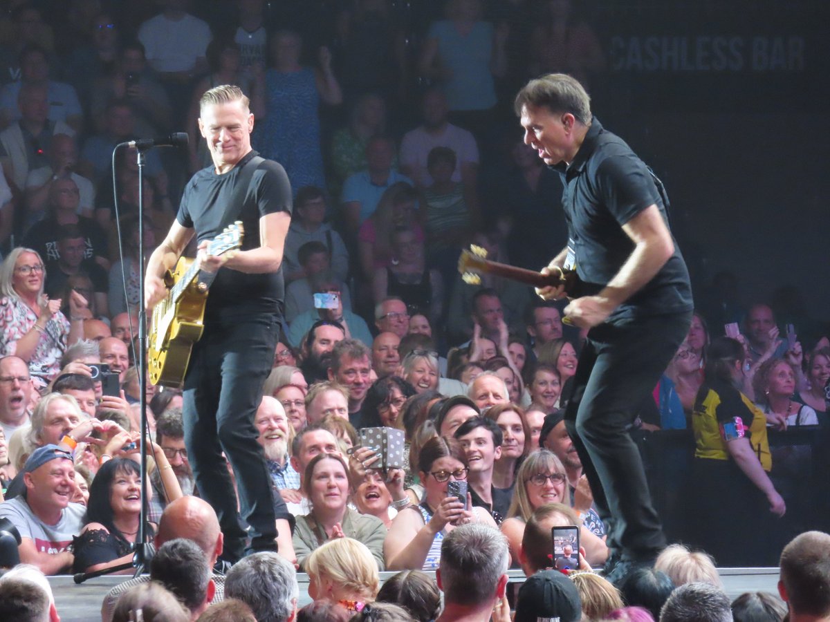 Tracey C tweet media