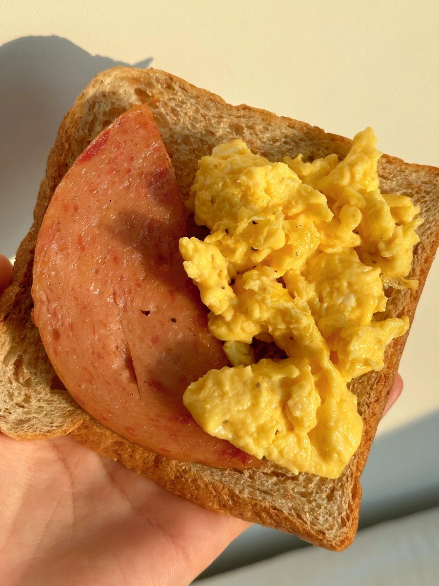 mayo295's tweet photo. Starting the day mindfully with a breakfast that fuels both body and mind🥪 https://t.co/cFyJ3wZ8PM