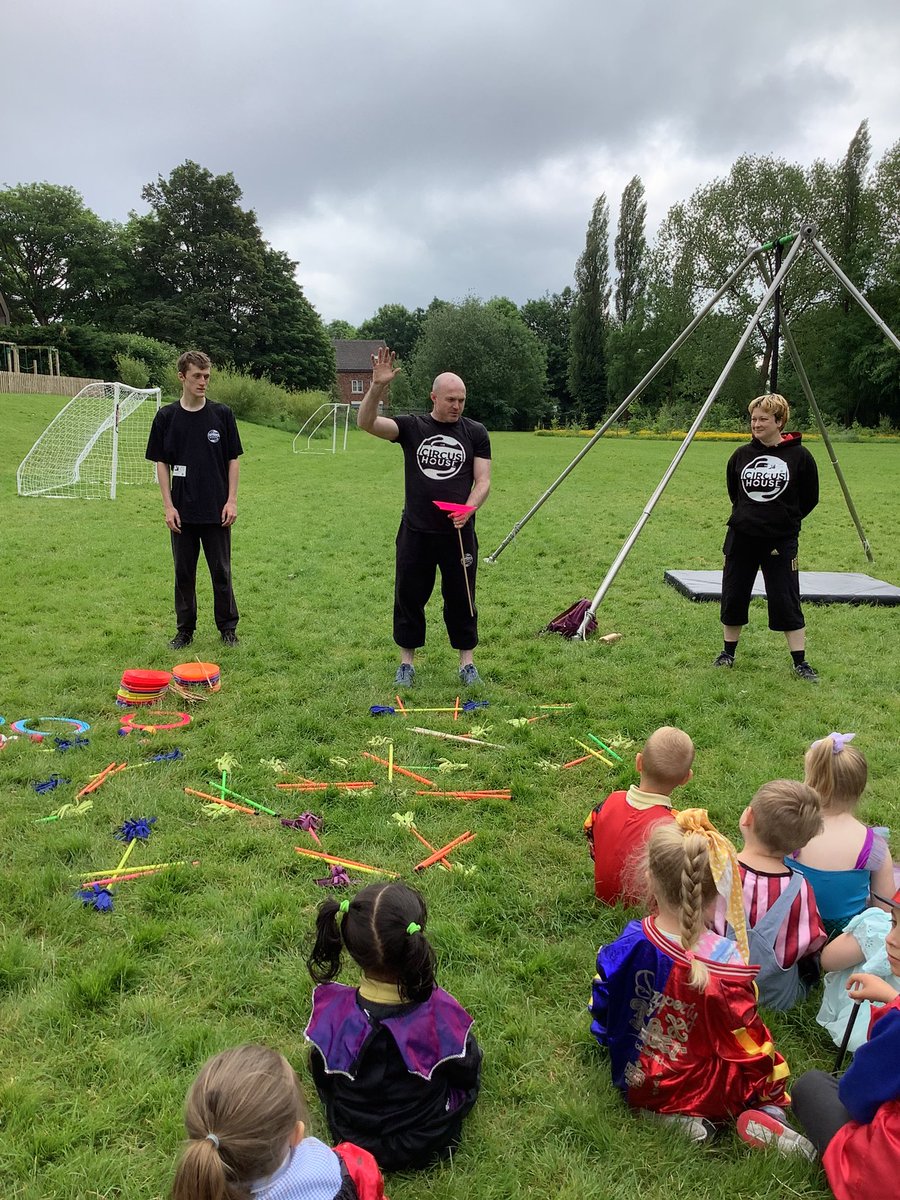 Foundation Stage children had a great time with @TheCircusHouse this morning!