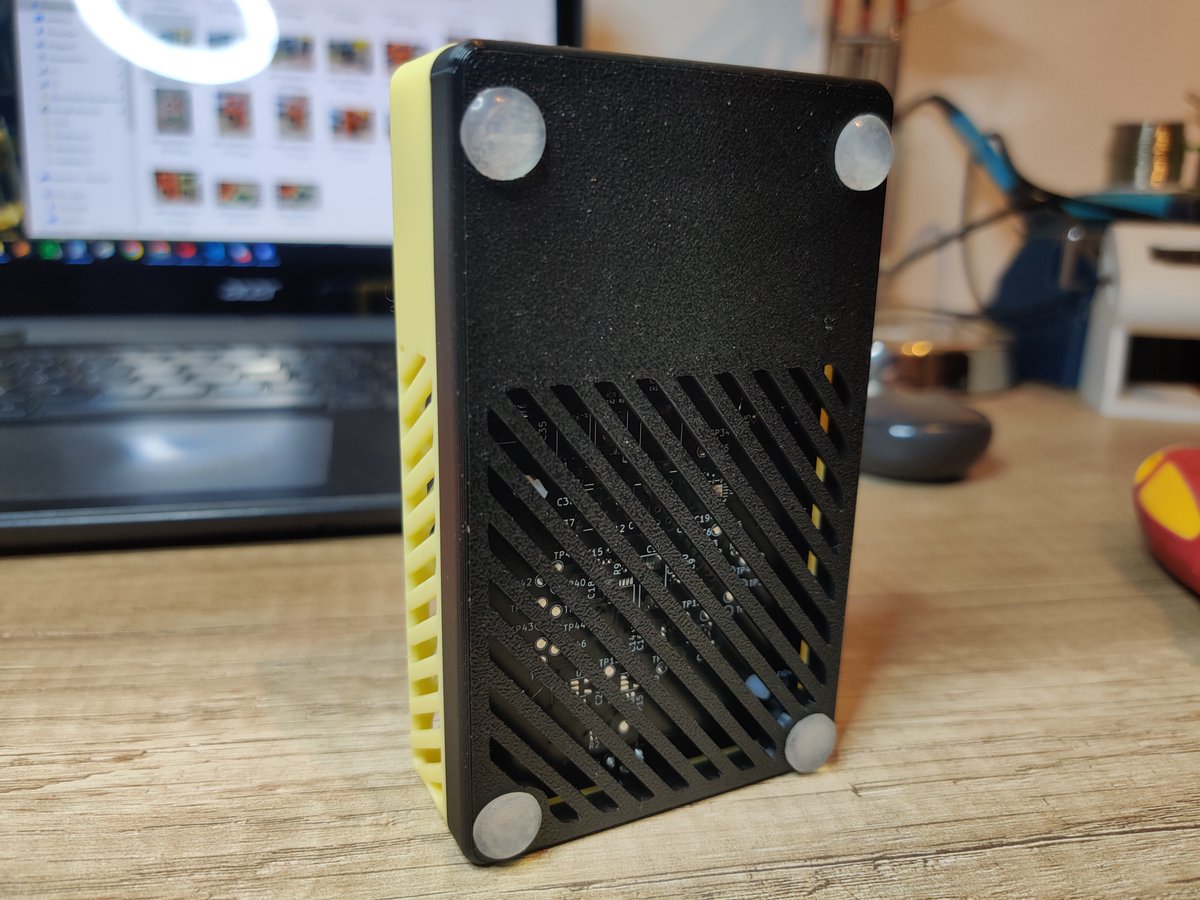 BitMaker_'s tweet image. It&apos;s getting cute every day 😍

Waiting patienlly the first small production this week and ready to send some to #bitaxe creators, #TeamNerdminer admins and those who were there when I couldn&apos;t. 

I can say it is fully finished 🥲