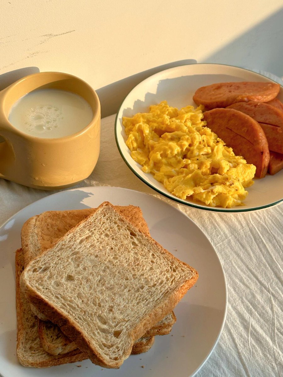 nonoallnight's tweet photo. Starting the day mindfully with a breakfast that fuels both body and mind🥪 https://t.co/vi4lmqKl6I