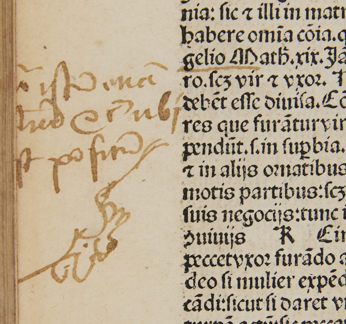 MarshsLibrary's tweet photo. I think this reader was going for a manicule, a finger used to indicate an important part of the text, but all I can see is a balloon dog #ManiculeMonday #MondayMarginalia https://t.co/rJZwsG3RBi