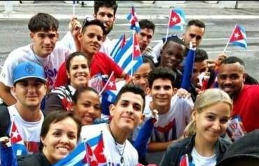 🇨🇺| “Los jóvenes son los que marcan la pauta” @DiazCanelB @UJCdeCuba #UnidosXCuba #DeZuraTeam