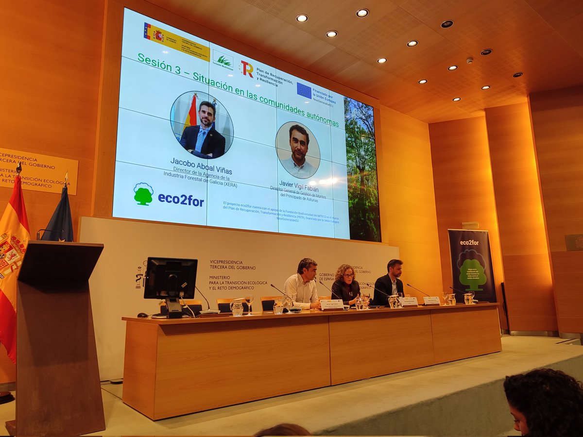 Sesión 3 - Situación en las comunidades autónomas Modera: Celia Martínez Alonso @CETEMAS Intervienen: Jocobo Aboal Viñas (Xera-Galicia) y Javier Vigil Fabián (Principado de Asturias) @FBiodiversidad @eco2for_fb #ProyectosPRTR #NextGenerationEU