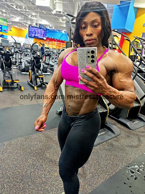 Move it Monday ..it's never too late to take thay 1st step #motivation #lifestyle #femalemuscle #bodybuilding<a href="/tag/bodybuilding"class="tags"><span>#bodybuilding</span></a><a href="/tag/motivation"class="tags"><span>#motivation</span></a><a href="/tag/lifestyle"class="tags"><span>#lifestyle</span></a><a href="/tag/femalemuscle"class="tags"><span>#femalemuscle</span></a>