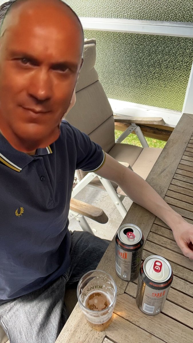 TantePyro's tweet image. LSK(B)