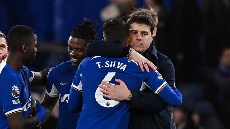 Blue_Footy's tweet photo. Pochettino on Thiago Silva: "For me, it is a pleasure and an honour to have managed him. He is a top player and one of the greatest players ever. It is a real pleasure for me and my staff to have had the possibility to manage him and to be with him.

He is an amazing professional and his career has been amazing. It was a real pleasure [to be here today]. The problem now is we are going to miss him but we wish him all the best for him and his family."

~ @ChelseaFC