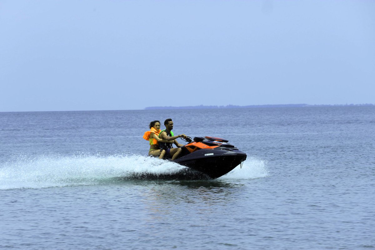Did you know Jet skiing is available on our slice of paradise? 🏖🇺🇬 #Jetski #Aldrenaline #Games #Adventure #funtimes #VFR