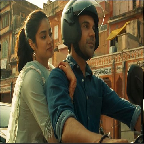 MR & MRS MAHI: RAJKUMMAR RAO AND JANHVI KAPOOR STARRER NEW SONG ‘AGAR HO TUM’ IS A ROMANTIC AND SOOTHING SONG

Read more: bollywoodtimes11.com/mr-mrs-mahi-ra…

#BollywoodTimes11 #AgarHoTum #MrAndMrsMahi #RajkummarRao #JanhviKapoor #BollywoodMusic #RomanticSongs #NewSongRelease