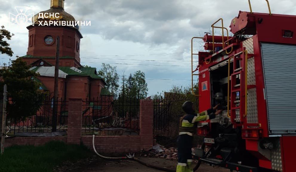 ❗️In the #Kharkiv region, #Ukraine's armed forces control approximately 60% of #Vovchansk. However, the attacks in the city continue, as reported by the deputy head of the Regional Military Administration, Roman Semenukha, during a national telethon. 📷: State Emergency Service