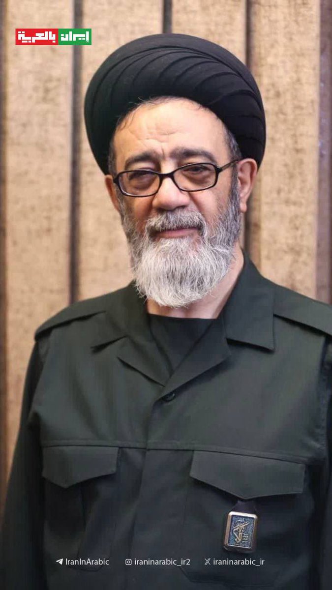 ▪️نقلًا عن المصوّر أنه بعد التقاط هذه الصورة قال آية الله هاشم: إطبعوا هذه الصورة لي في اليوم الذي أستشهد فيه.