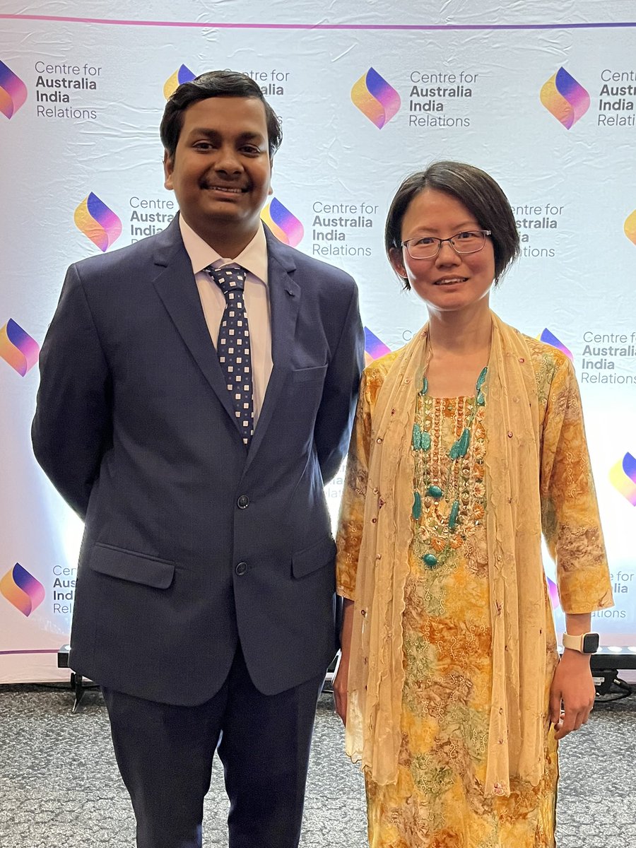 Congratulations to our @FEITUniMelb PhD student, Debiprasad Bhakta, who received the prestigious Maitri Scholarship in Parramatta, Sydney today. Debiprasad will be developing novel numerical techniques to model installation of offshore wind foundations in sand @ANAMITRA22.