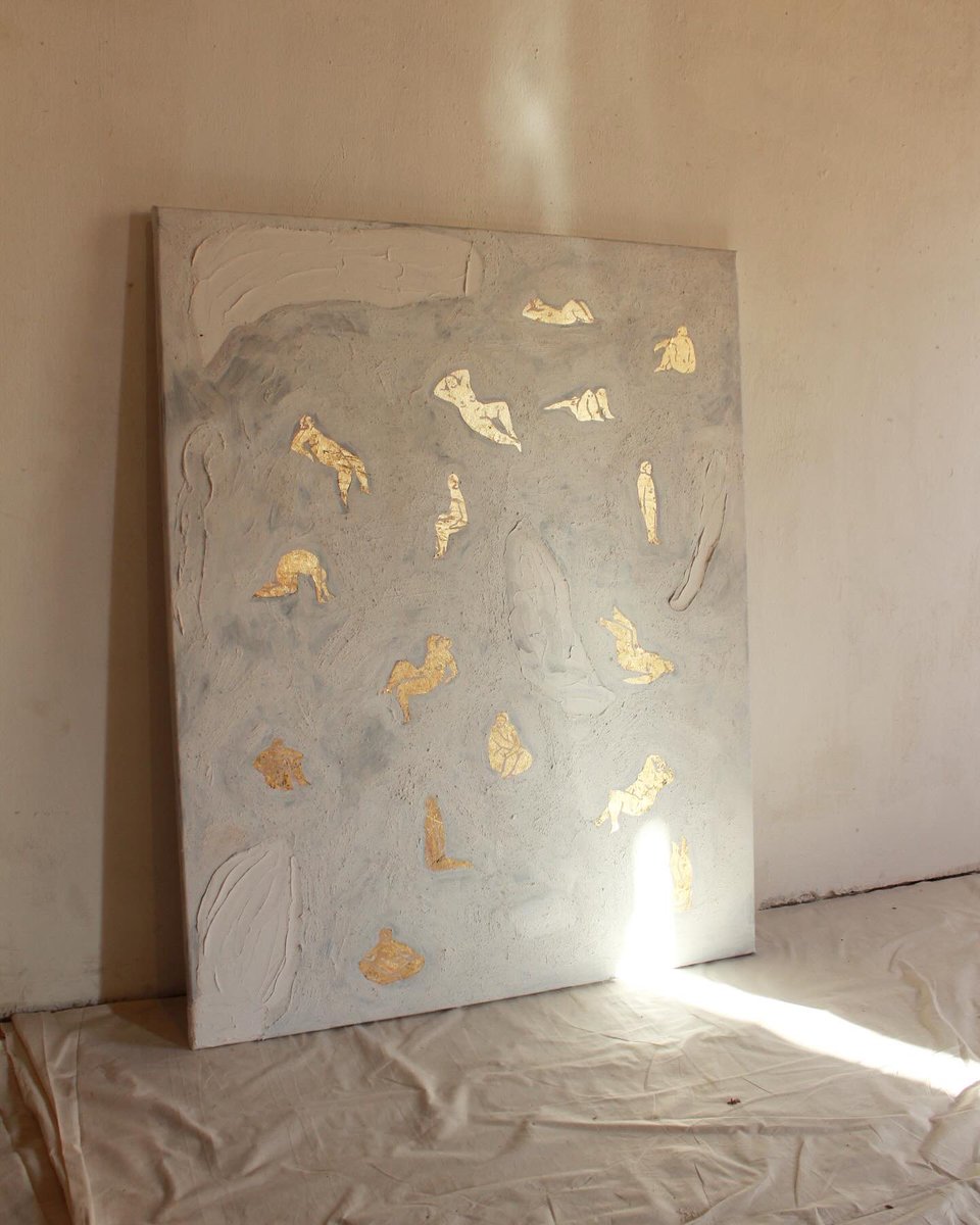 Gm Golden Girls soaking up the studio sunbeams 🌞 A new work with acrylic and gold leaf x