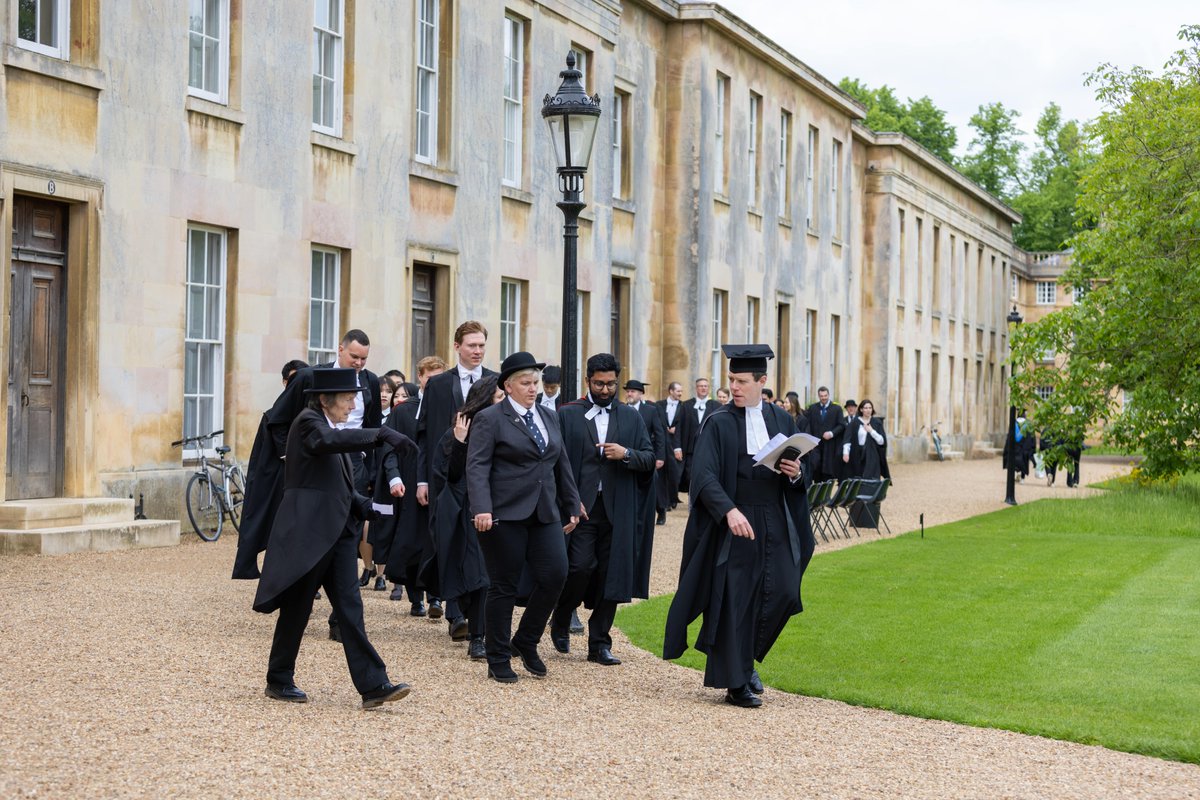 Cambridge_Uni's tweet image. 🎓 Congratulations to all of our students who graduated on Friday and Saturday 🎉

#CambridgeAlumni #JustGraduated #CambridgeGraduation #ClassOf2024 #CambridgeUniversity #CambridgeUni #Cambridge #UniversityOfCambridge