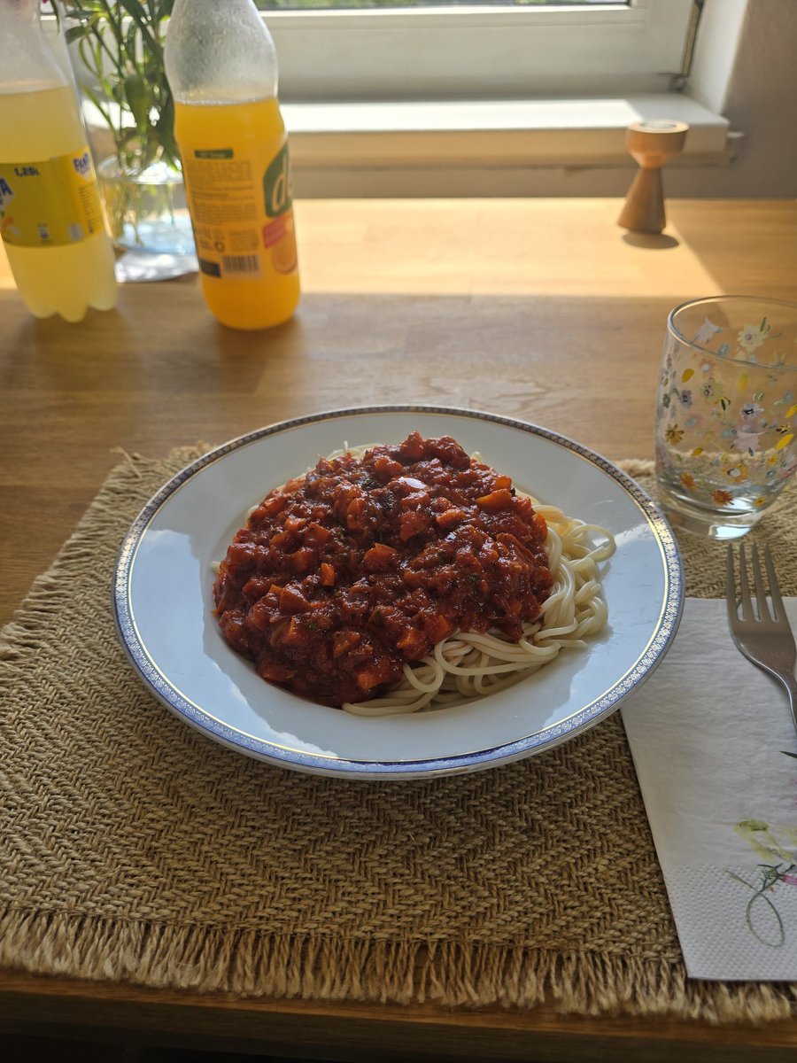 Heute gab es Gemüse Bolognese. 😊🌱