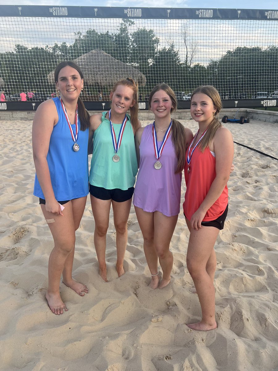 Our 2nd Annual Under the Lights Beach Tournament was a HUGE success!! Congratulations to our gold bracket 1st & 2nd place finishers! HS 🥇SMACK HS 🥈Team Winners MS 🥇Skyline MS 🥈Beach Babes