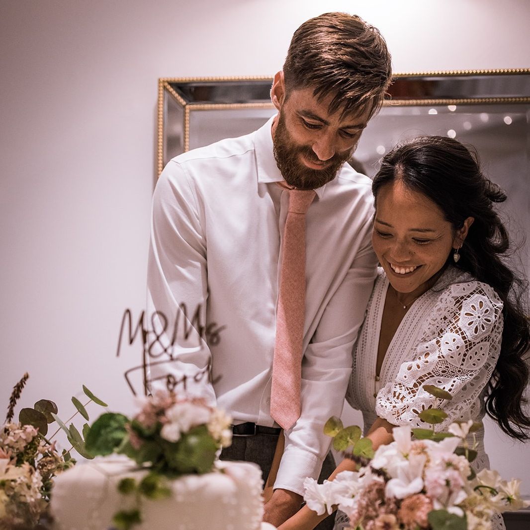 HacknessHotel's tweet image. ❣️ Mr &amp;amp; Mrs ❣️

📸 @neiljacksonphotographic 

To book a tour of Hackness Grange wedding venue in Yorkshire pop us a message or email us on weddings@hacknessgrange.co.uk. We would love to hear from you and start your wedding planning