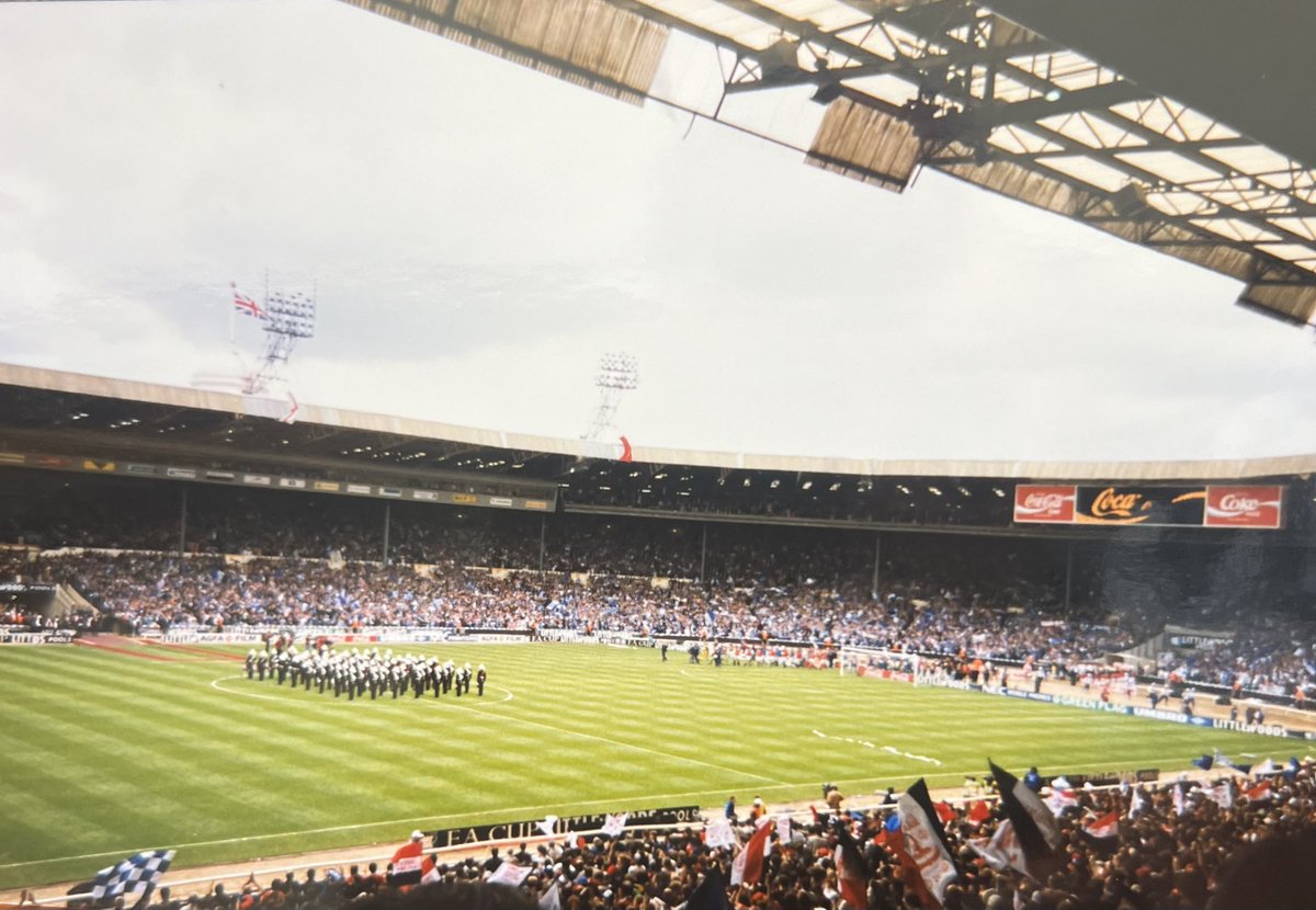 Memories of this day in 1995. This was all I could see that day! There was a post right in front of my seat which obscured my view of the other penalty area. #MUFC #UTFR #GGMU #ManchesterUnited