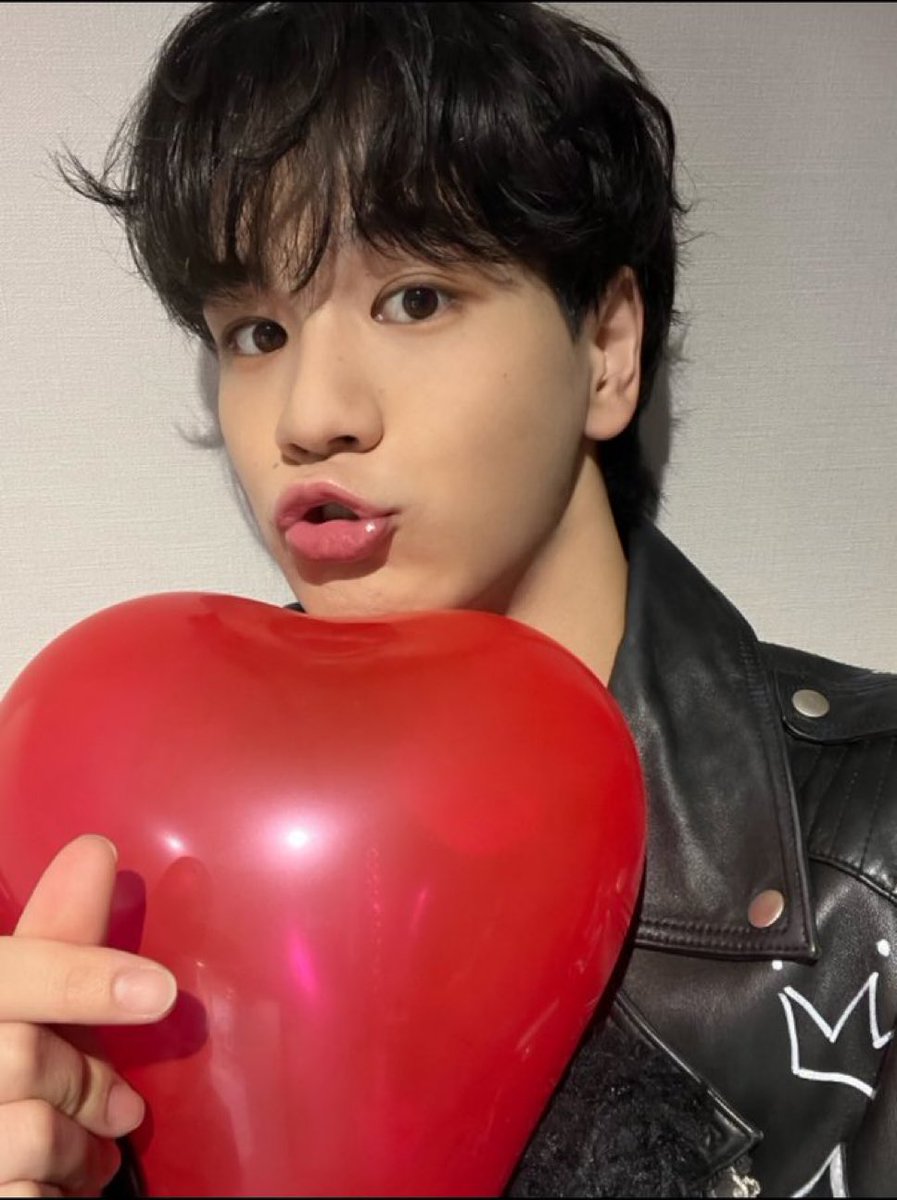 shu (@llse53_) on Twitter photo 