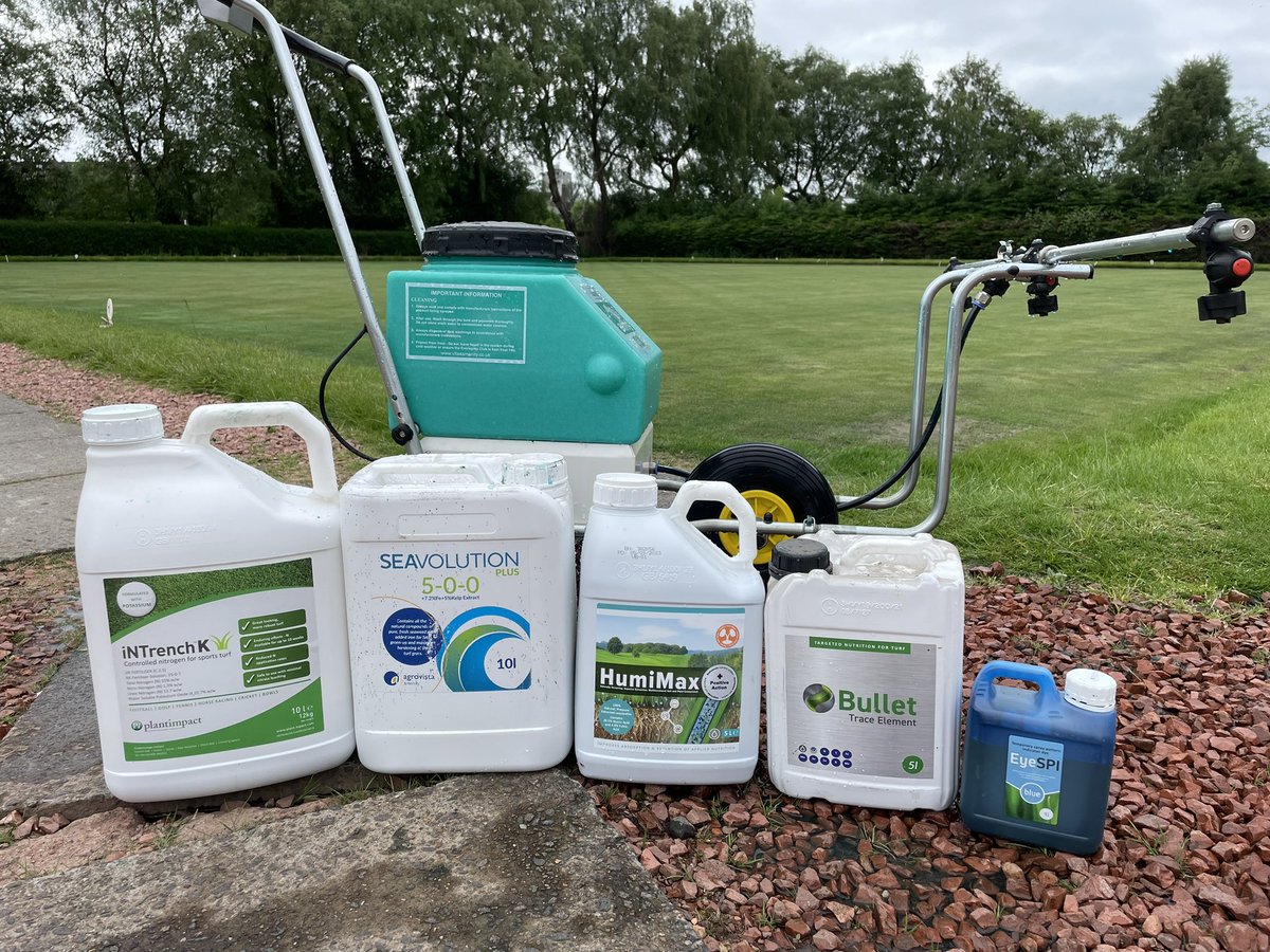 Nice little mix going down this morning  👍👌 <a href="/AgrovistaAMNTY/">Agrovista Amenity</a>