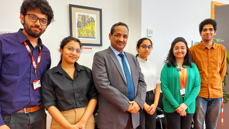 News | University of Leicester explores further links with India during Consul General visit 👉 le.ac.uk/news/2024/may/… #CitizensOfChange | @NCanagarajah @CGI_Bghm @kamleshkhunti