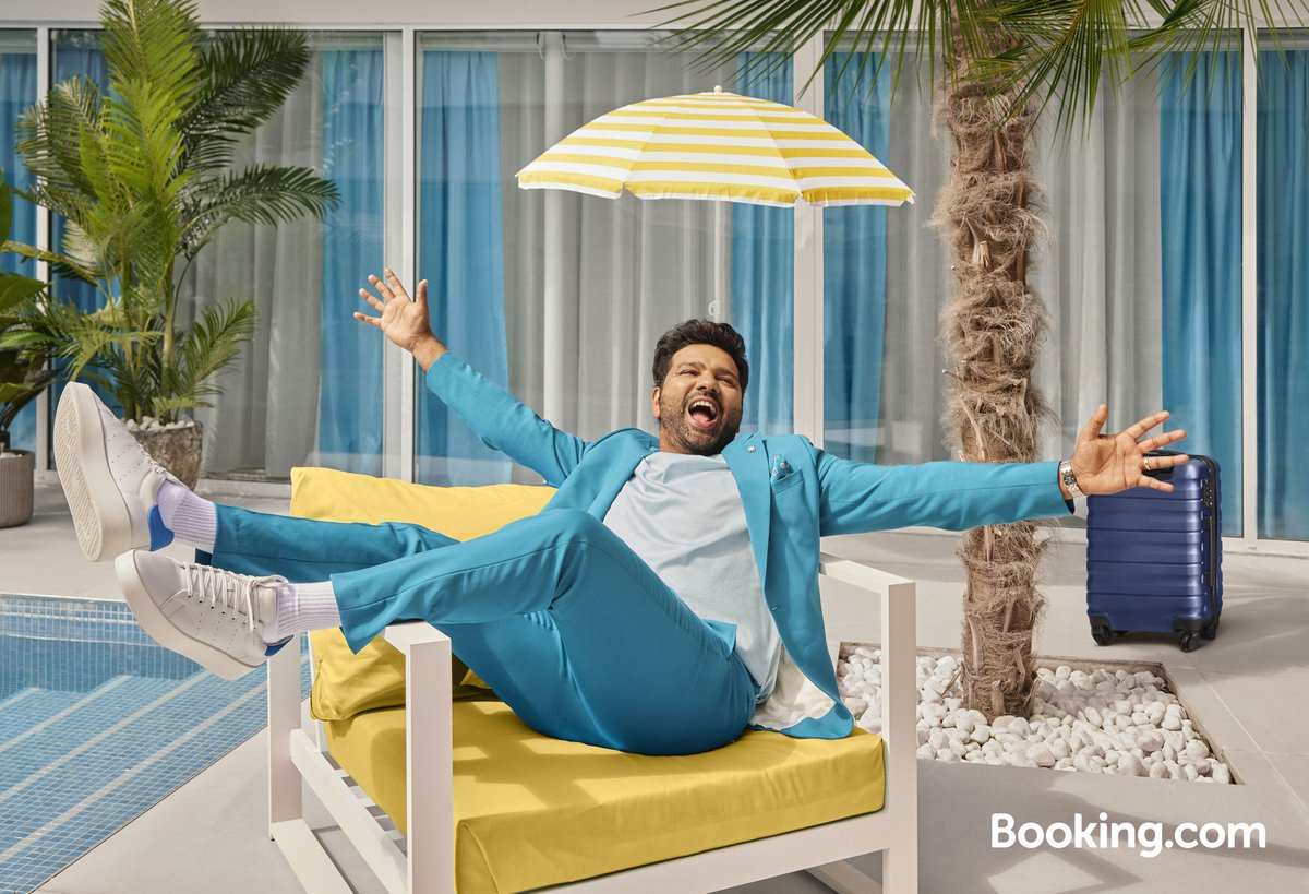 We love the summer vibes in this fun campaign shot by Shaw &amp; Shaw for booking.com in partnership with the ICC Men’s Cricket World Cup. ⁠Skilfully shooting on the back of the campaign TVC, the creative duo playfully captured the cricket stars poolside. ⛱️⁠