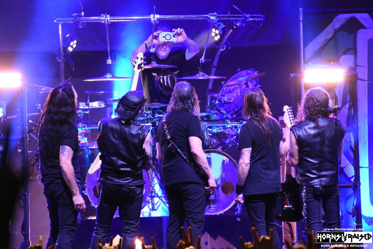 @queensryche Another freaking stellar show - here's the back side of that pic \m/