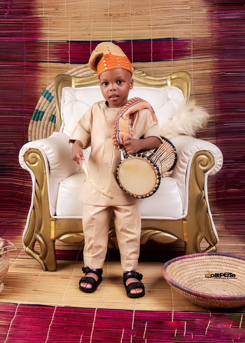 dsv_ent's tweet image. Happy birthday Israel 💕💕💕Grow in wisdom and good health 🙏🏽

📸: @dsv_entt 

#ibadanphotographer #kiddiesshoot #bodija #birthday #birthdayshoot #birthdaycake