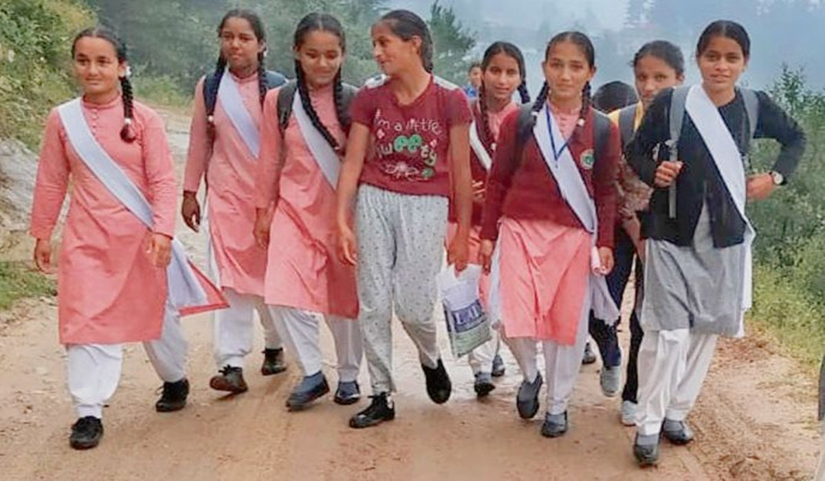 Himachal: Variation in School timings thesaveratimes.com/himachal/kangr… #DainikSavera #latestnews #hindinews #newsupdates #latestupdates #todaynews #updates #dailyupdates