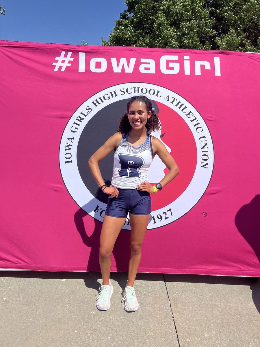 DM Roosevelt Girls Track and Field tweet media