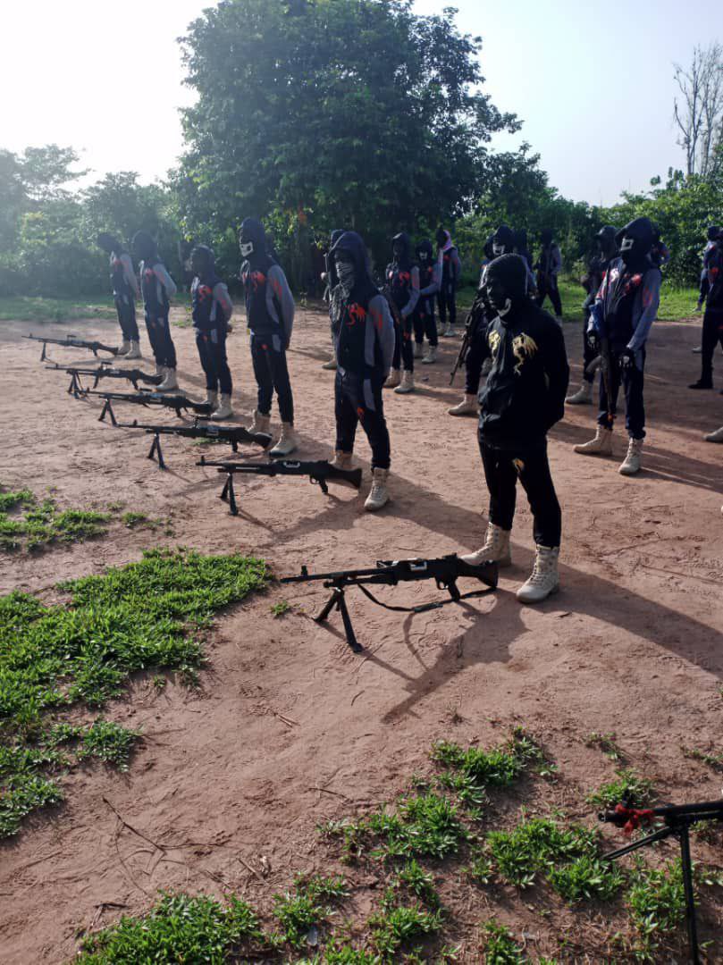 Simon Ekpa (@simon_ekpa) on Twitter photo 