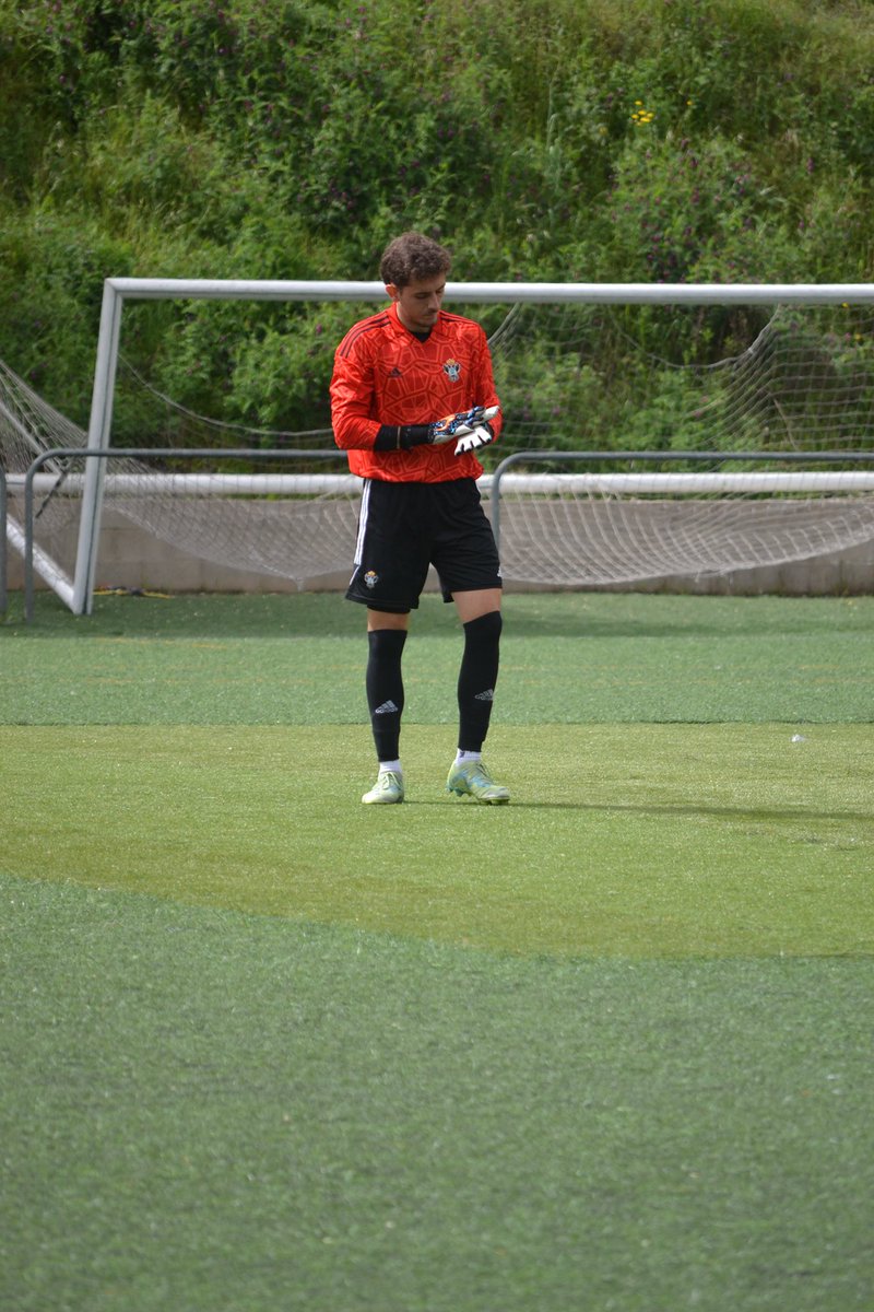 JTorresG_1's tweet photo. Fin de otra temporada.

Una temporada en la que fuimos de menos a más y en la que peleamos hasta la última jornada por el sueño de pelear por el ascenso a 3RFEF. 

Nadie sabe por lo que hemos pasado, sufrido y peleado hasta llegar a donde hemos llegado. https://t.co/leefMuxQHj