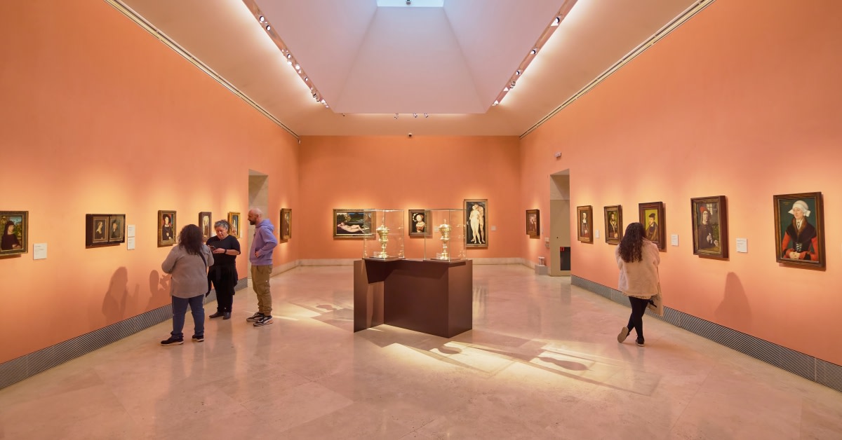 #Spain offers unmatched cultural experiences!❤️Explore over 1,500 museums, including the Prado Museum with masterpieces🎨by El Greco & Titian, and the Thyssen-Bornemisza Museum showcasing top private art collections.🖼️ 👉 tinyurl.com/mtfh33hk #VisitSpain #SpainArt