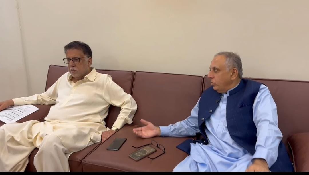 Balochistan Irrigation Minister Sadiq Imrani and PPP Balochistan President Mir Chingiz Jamali met with Provincial Irrigation Minister @jamkhanshoro In the meeting,various issues between the two provinces were discussed Ursa and water issues were also discussed in the meeting.