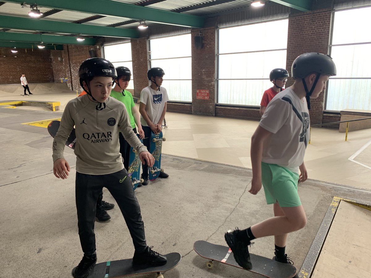 StAndrewsSuppo1's tweet photo. S2 had a rad time at the Loading Bay BMXing and skateboarding. Many thanks to Jack Mills for his infectious energy and support.#loadingbay #standrewsrcsec https://t.co/RexT7dSlJY