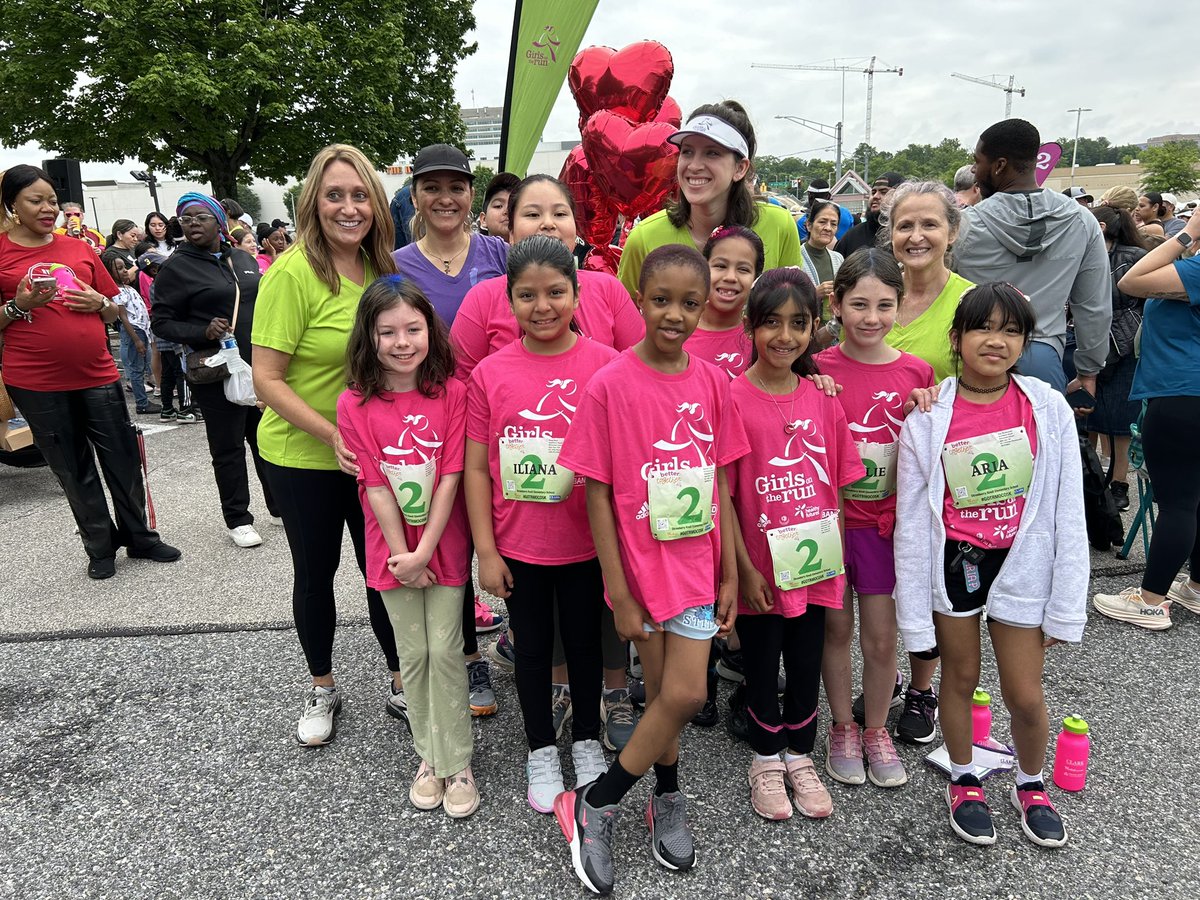 Patrick Scott (@skesprincipal) on Twitter photo Congratulations <a href="/StrawberryKnoll/">Strawberry Knoll ES</a> Girls on the Run Team!!! It was a great day for a race on Sunday. Thank you to Mrs. Massey, Mrs. Samara and Mrs. Gagnon for being great coaches. Also thank you to <a href="/GOTRMoCo/">GOTR Montgomery Co.</a> !! <a href="/KnollPta/">Strawberry Knoll PTA</a> Congratulations <a href="/StrawberryKnoll/">Strawberry Knoll ES</a> Girls on the Run Team!!! It was a great day for a race on Sunday. Thank you to Mrs. Massey, Mrs. Samara and Mrs. Gagnon for being great coaches. Also thank you to <a href="/GOTRMoCo/">GOTR Montgomery Co.</a> !! <a href="/KnollPta/">Strawberry Knoll PTA</a>