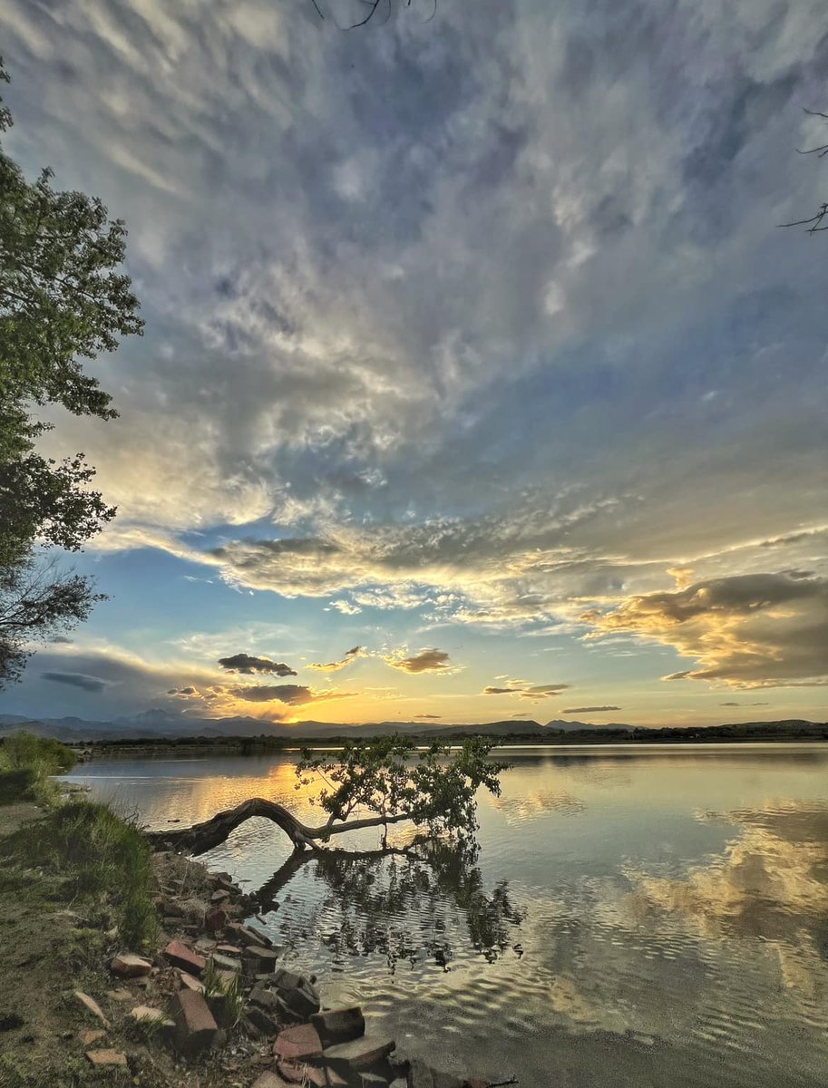 McIntosh Lake, northwest Longmont, Colorado, USA 🇺🇸. 🙏🏼🌎🕊️ 📷 Photo by Salvatore Giovanni La Ferlita©️ | @CloudAppSoc