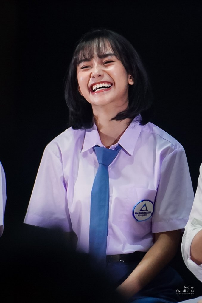 ArdhaWardhana22's tweet photo. Vana ngakak..

@Freya_JKT48
"Dia Angkasa" The Series Press Conference
20240520 https://t.co/dnSBKWpIbq