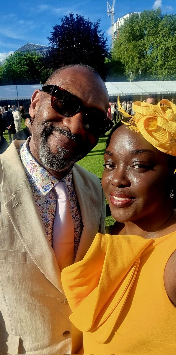 Delighful afternoon celebrating the creative industries, sports and media at Buckingham Palace Garden Party. Dress by ANITABEL #gardenparty #buckinghampalace #kingcharles #Cocktaildress #fascinator #Royalfashion #throwback #lennyhenry