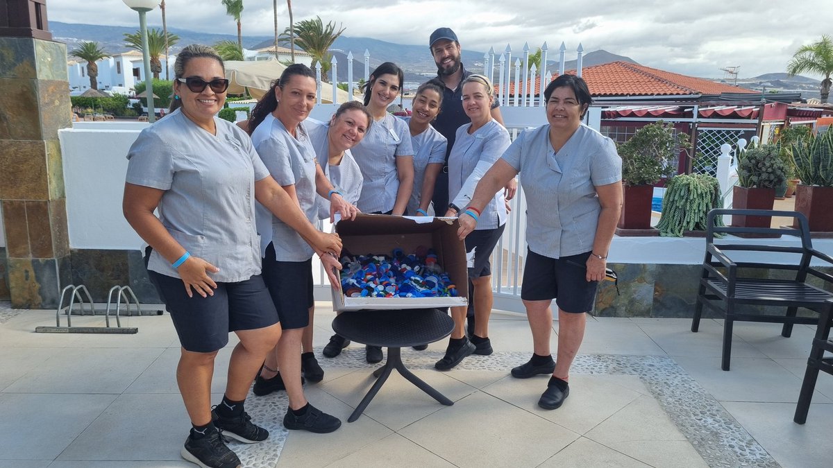 #GlobalRecyclingDay2024 #RoyalTenerifeCountryClub Thank you super #Team for helping to colectivo all these bottle caps so far. #Gogreen #Recycle #Sustainability
