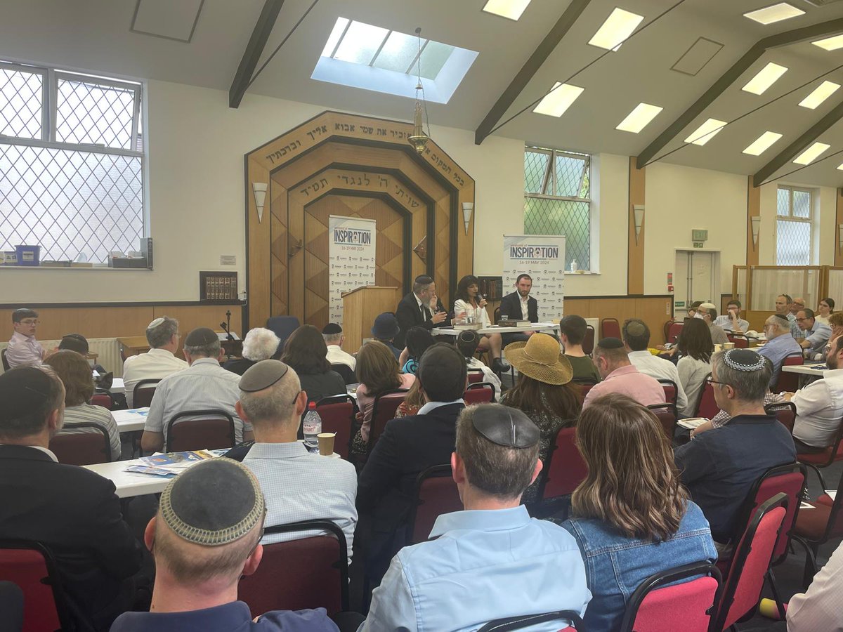 Nitsana speaking in a synagogue in Hendon, London on a panel discussion concerning the world communities’ response to Oct. 7. “We, the Jews around the world have to unify and fight back. This is our second Independence day. Every single supporter of Israel needs to roll up