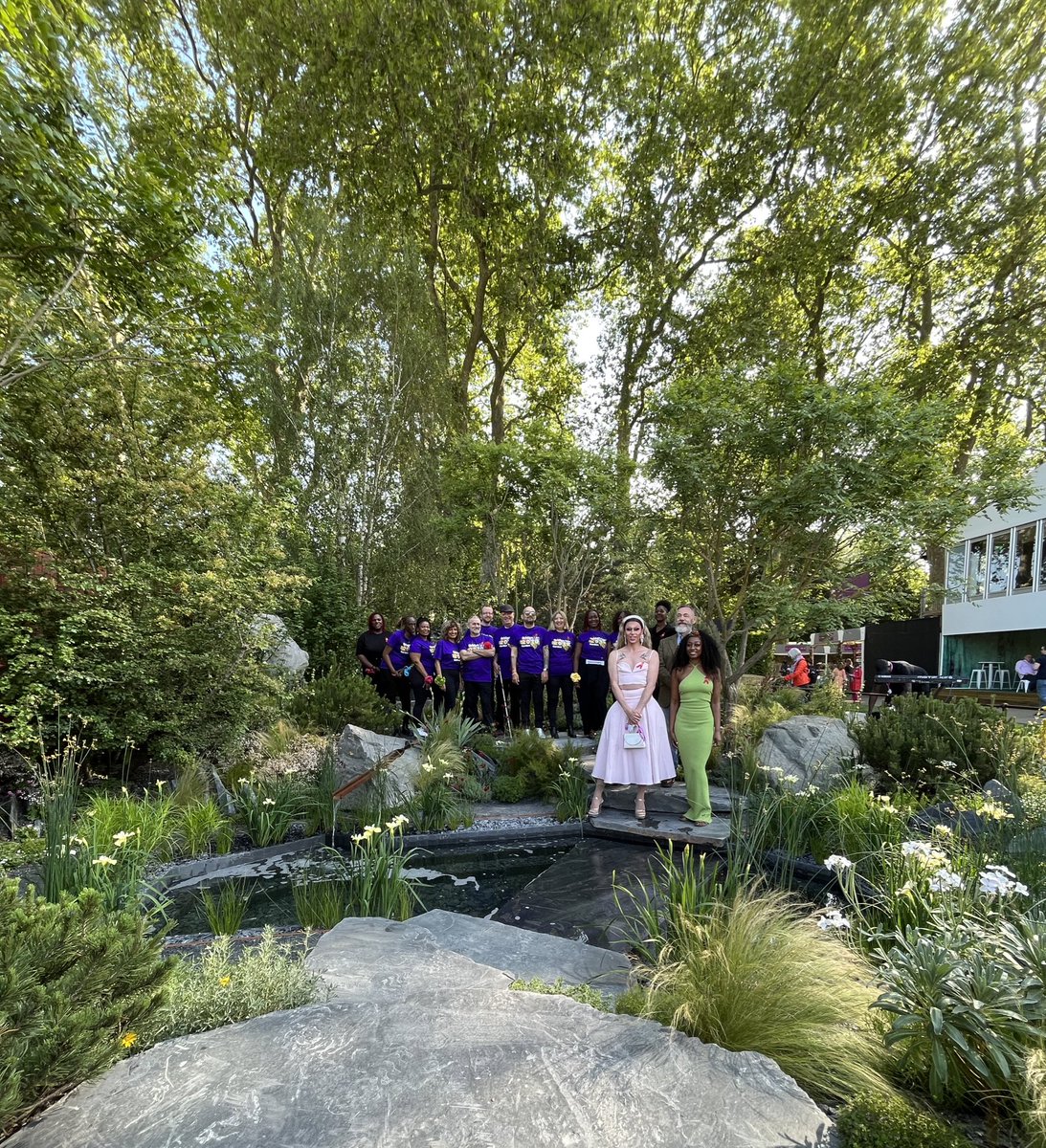 Amazing to have Joyful Noise, a choir of people living with HIV, open the Bridge to 2030 garden at @the_rhs #ChelseaFlowerShow. Our co-founder @RupertWhitaker, patron @beverleyknight and supporter @Vicki_Vivacious listened as the choir sang, raising awareness of HIV to visitors.